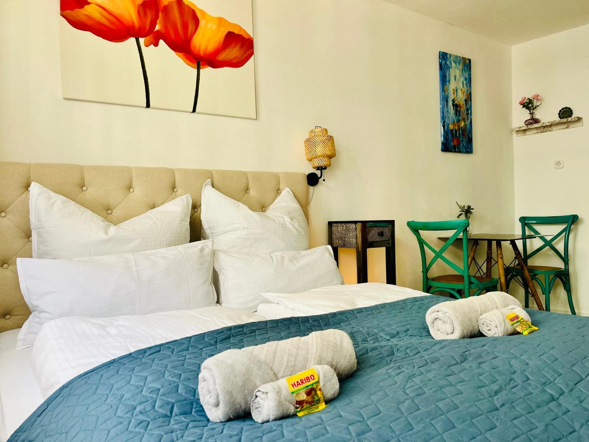 Aycatcherhomes - Top Lage I Zentral I Altstadt Marburg I Naehe Fluss Lahn I Wlan I Parterre Boutique Apartment Orion ภายนอก รูปภาพ